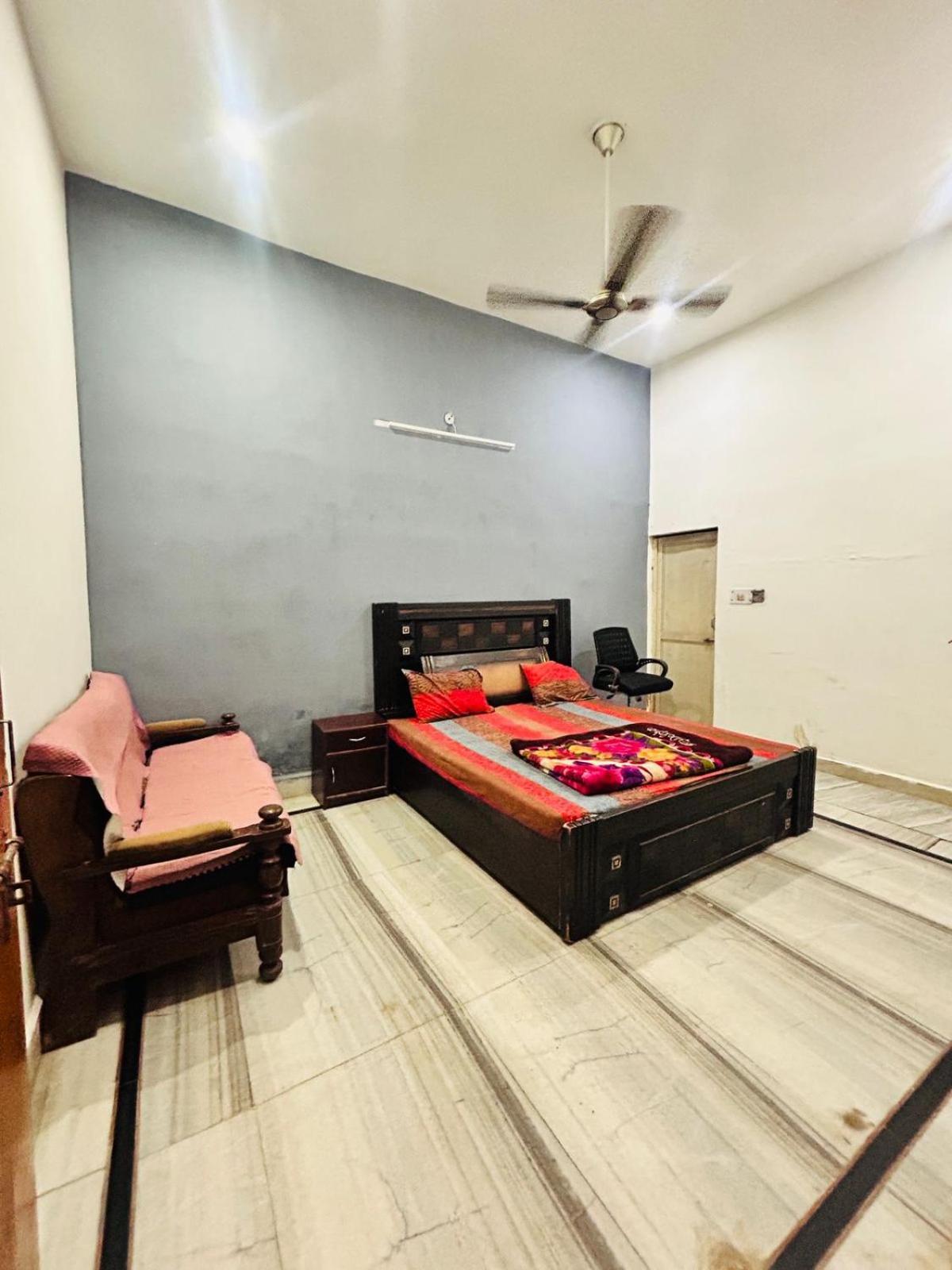 Agrawal Inn Guest House 马图拉 外观 照片