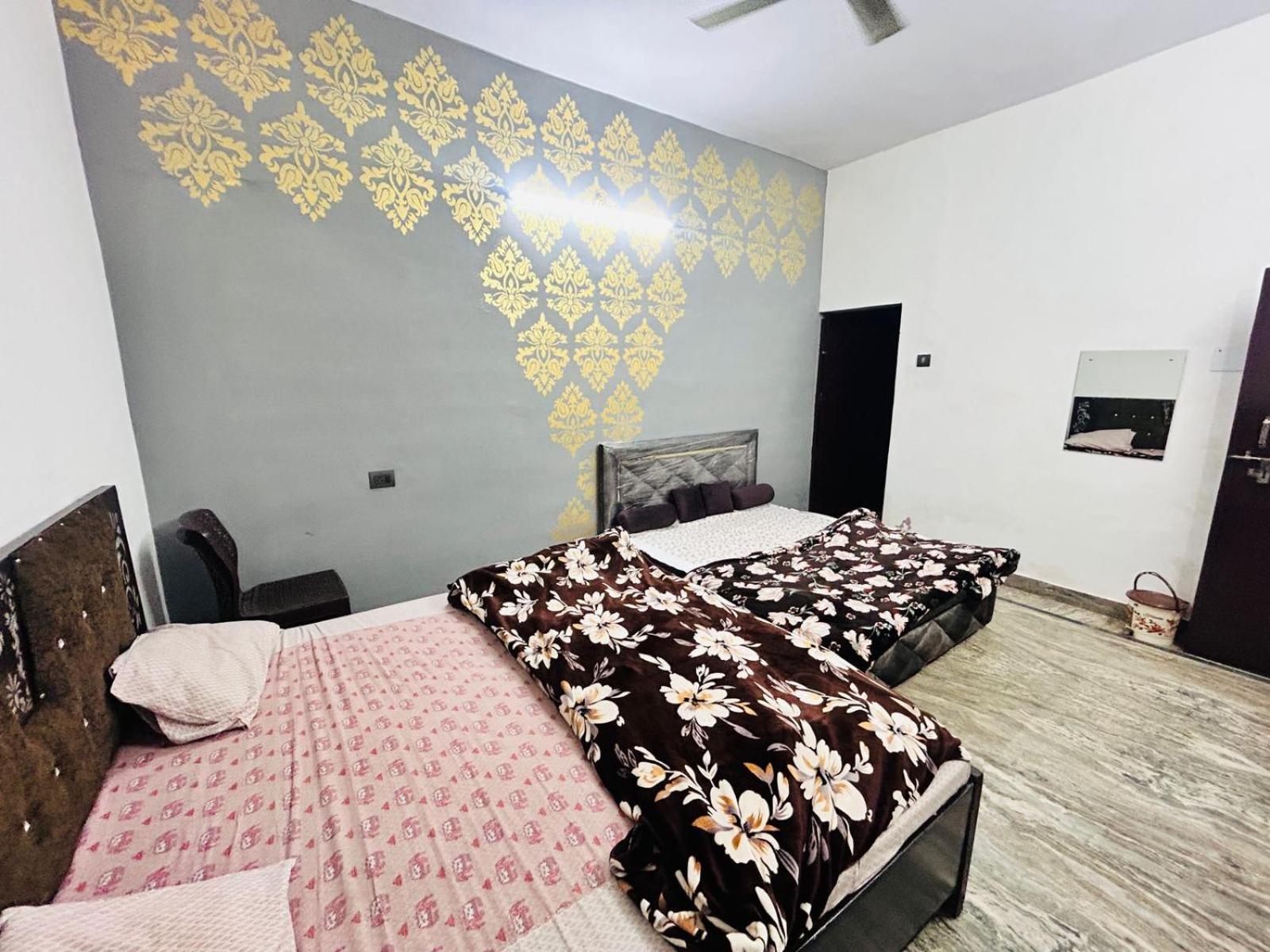 Agrawal Inn Guest House 马图拉 外观 照片
