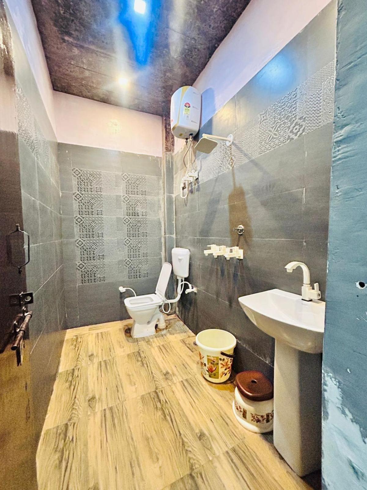 Agrawal Inn Guest House 马图拉 外观 照片
